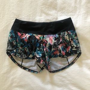 ⭐️Lululemon Speed Up Shorts⭐️